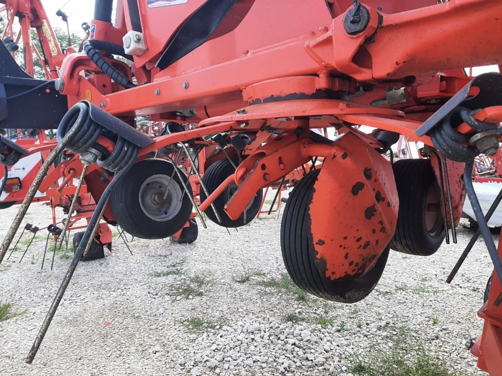 Faneuse KUHN GF 13012 T - photo slide 5