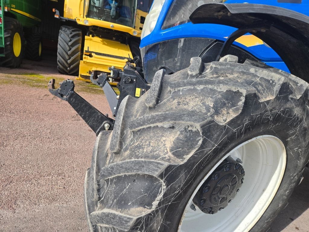 Tracteur NEW HOLLAND T7.230 PC - photo slide 26