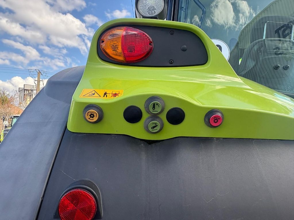 Tracteur CLAAS ARION 530 - photo slide 14