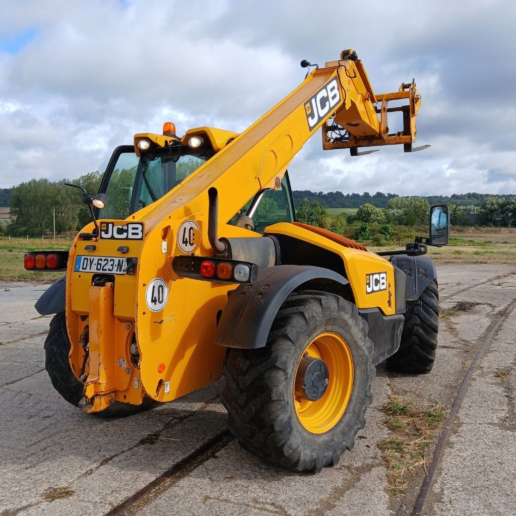 Telescopique JCB TELESCOPIC 531-70 AGRI PLUS - photo slide 2