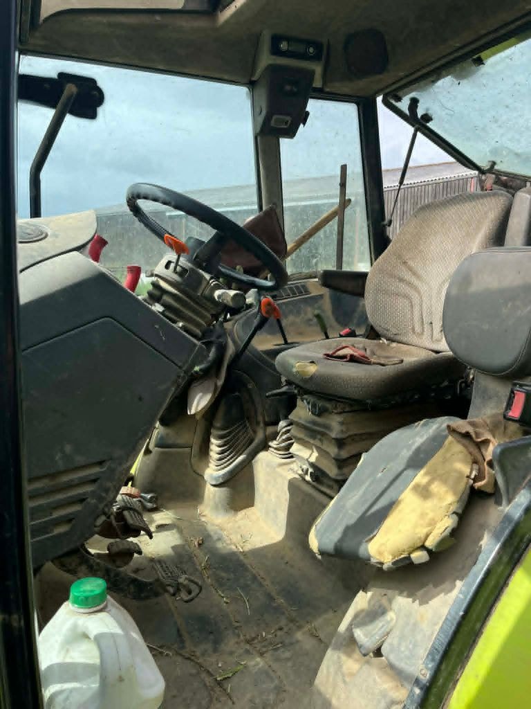 Tracteur CLAAS AXOS 340 - photo slide 20
