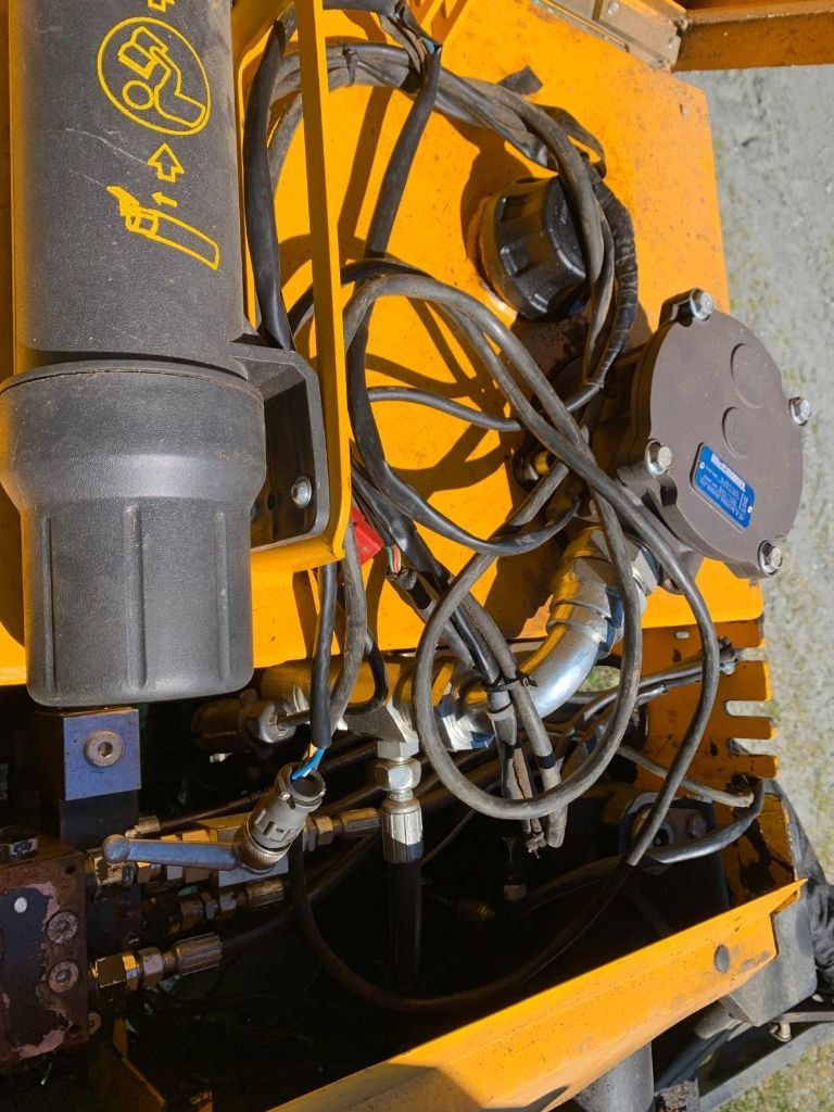 Epareuse MC CONNEL Powerarm 557C - photo slide 6