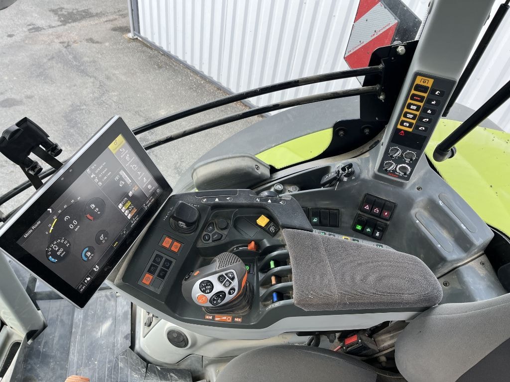 Tracteur CLAAS Axion 850 C-Matic Cemis - photo slide 9