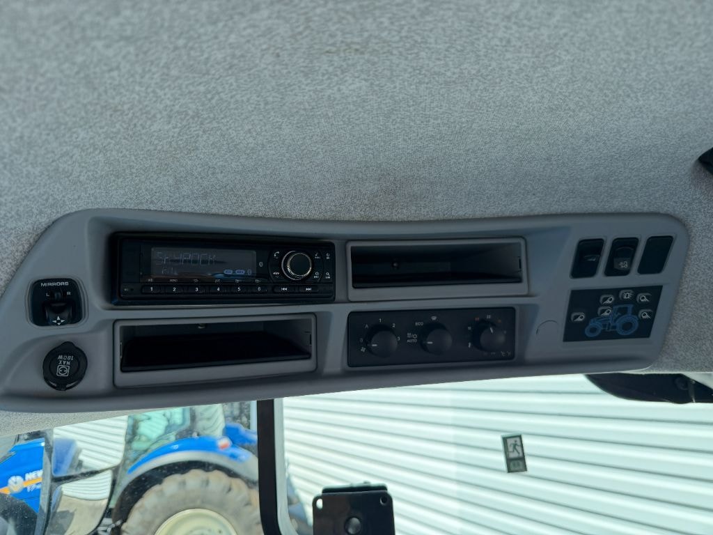 Tracteur NEW HOLLAND T7.230 - photo slide 18