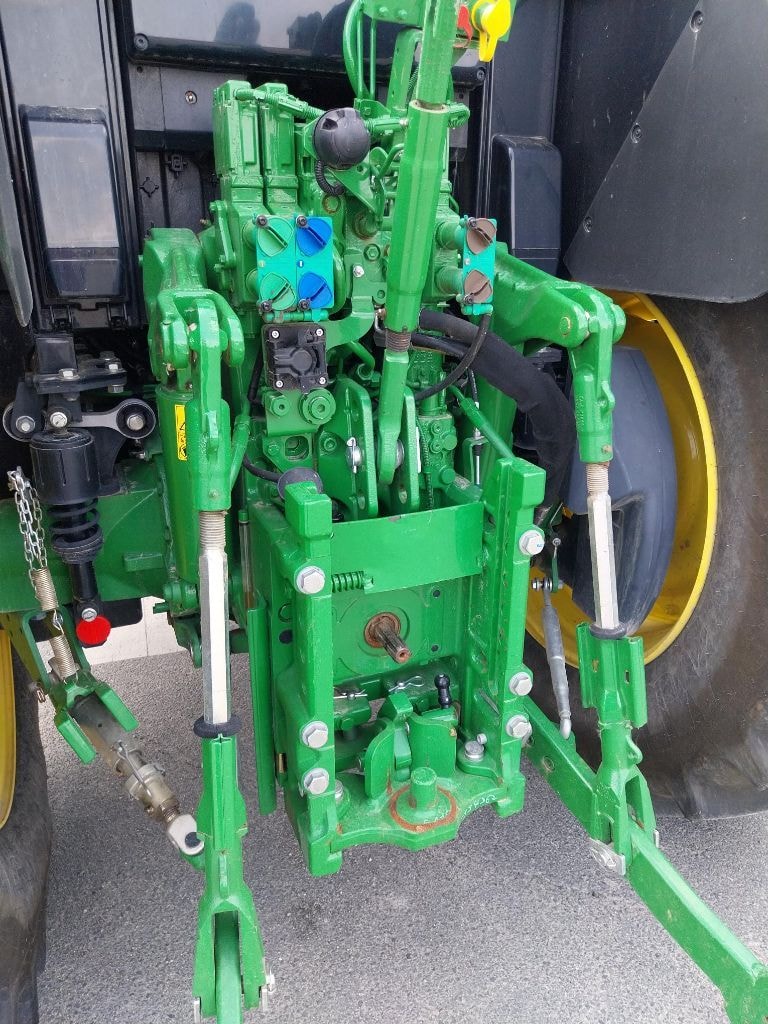 Tracteur JOHN DEERE 6120M - photo slide 12