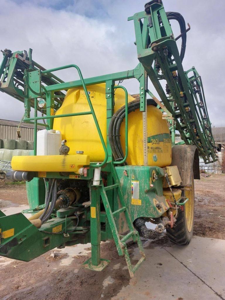Pulverisateur JOHN DEERE 740I - photo slide 8