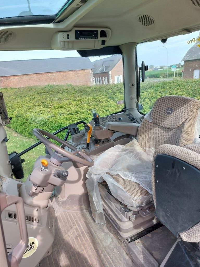 Tracteur JOHN DEERE 6R120 - photo slide 12