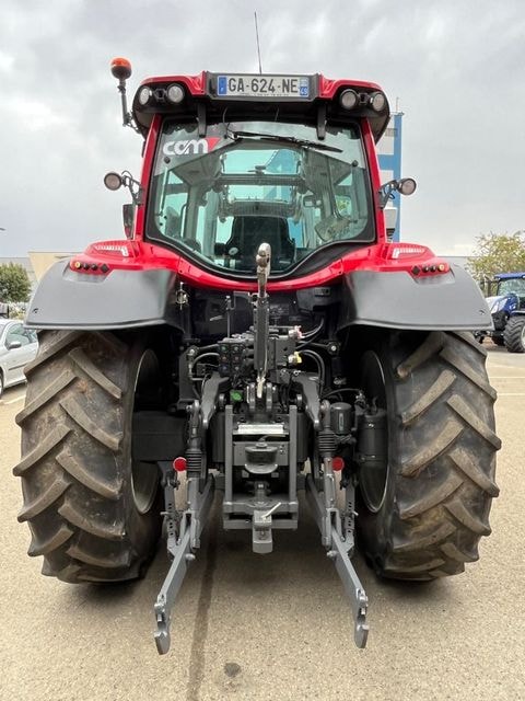 Tracteur chargeur VALTRA N134 - photo slide 4