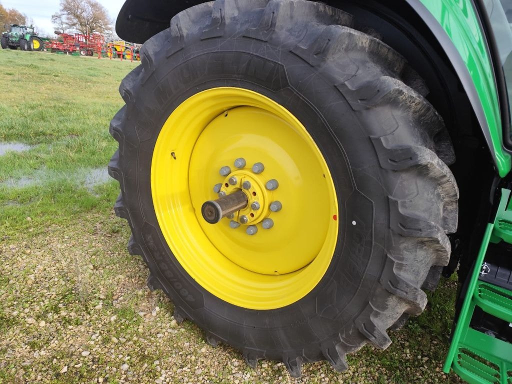 Tracteur JOHN DEERE 6M 115 - photo slide 22