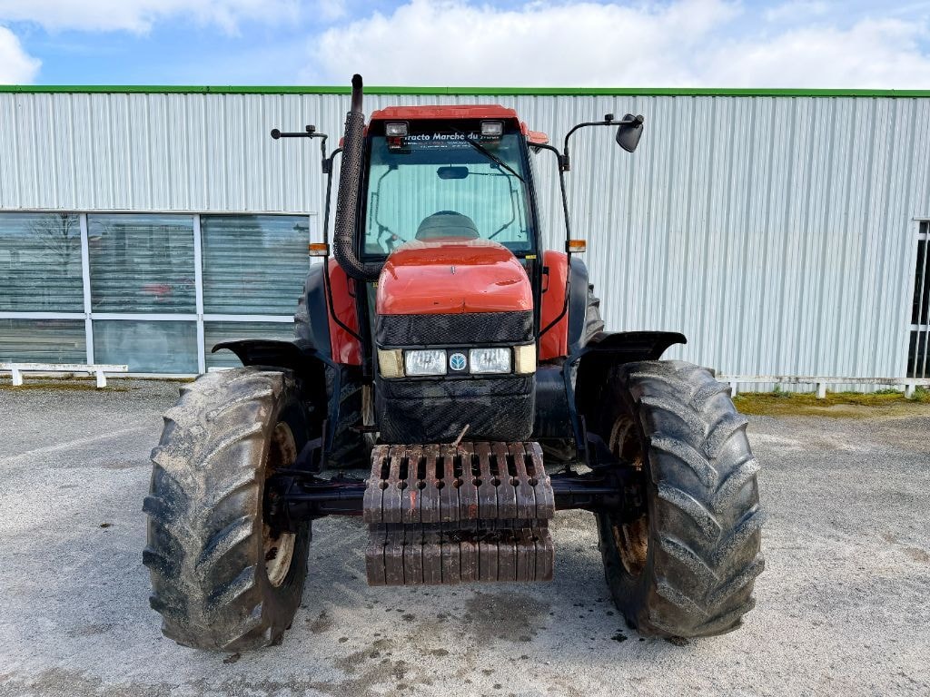 Tracteur NEW HOLLAND M100 - photo slide 4