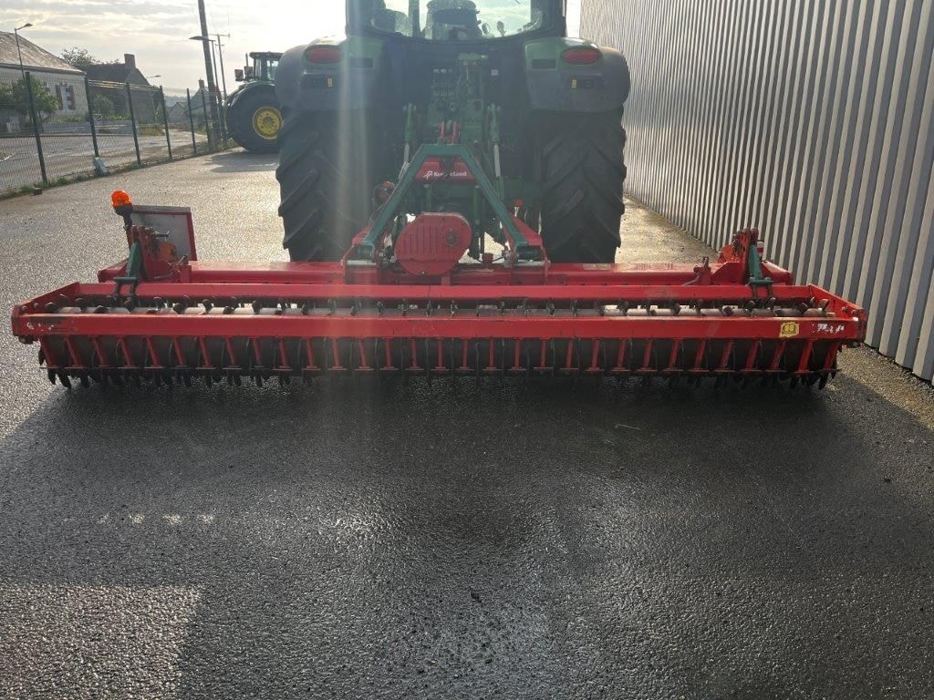 Herse rotative KVERNELAND NG-S 401 ELIT - photo slide 2