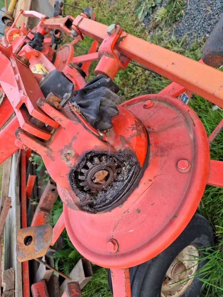Faneuse KUHN GF7601MHO - photo slide 9
