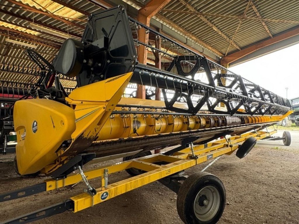 Moissonneuse NEW HOLLAND CR 10.90 REVELATION - photo slide 16
