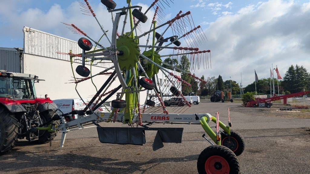 Andaineur CLAAS Liner 3100 - photo slide 8
