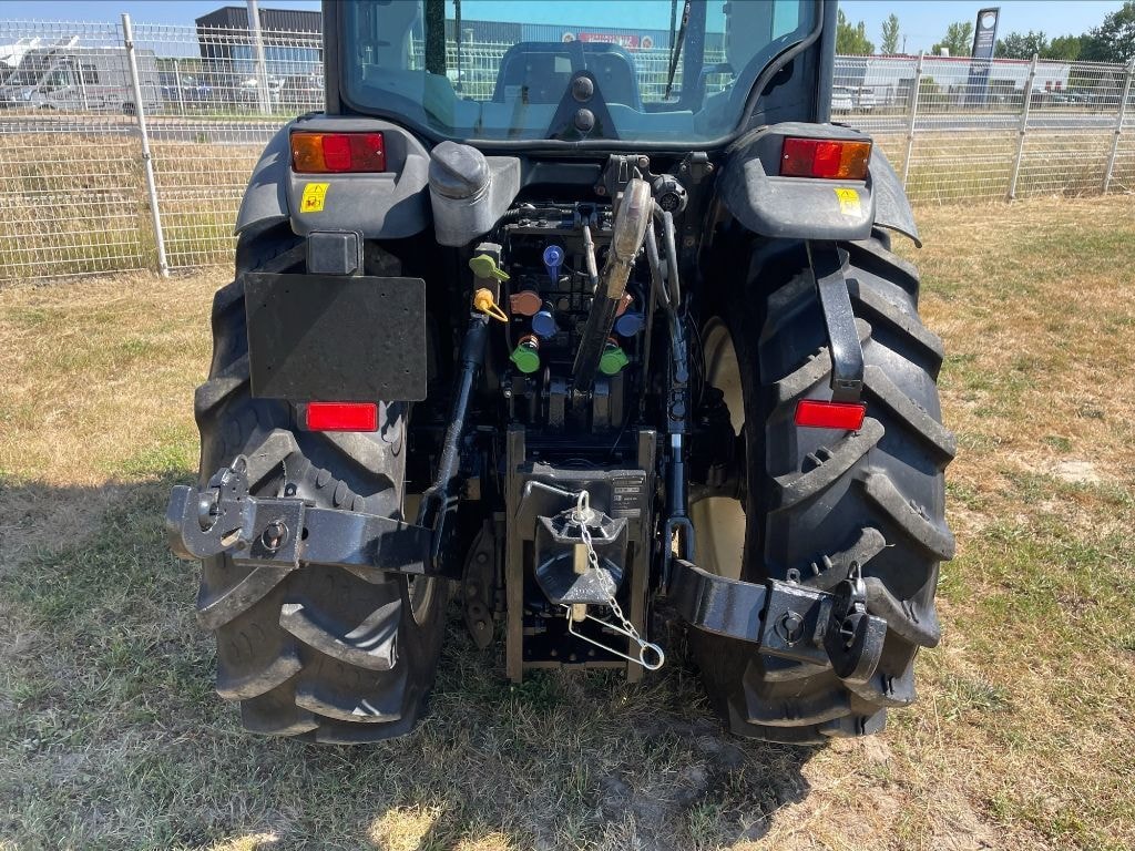 Tracteur fruitier NEW HOLLAND T4.100N - photo slide 6