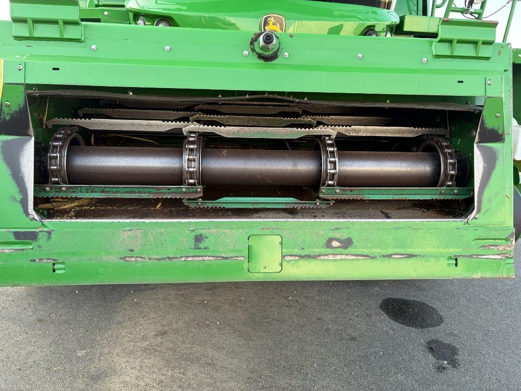 Moissonneuse JOHN DEERE T660 HM - photo slide 3