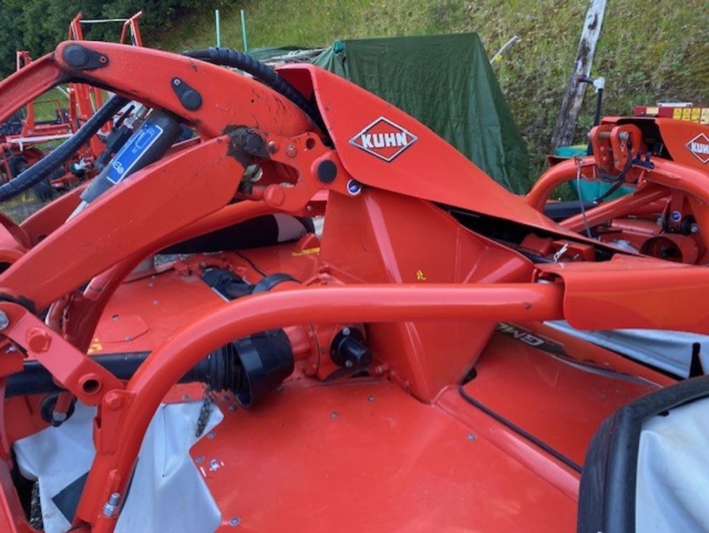 Faucheuse KUHN GMD 3125 F-FF - photo slide 10