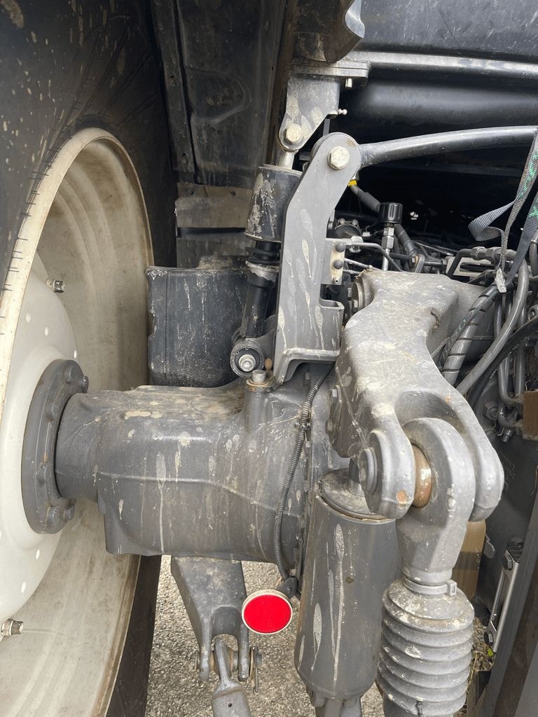 Tracteur chargeur VALTRA T175  - photo slide 18