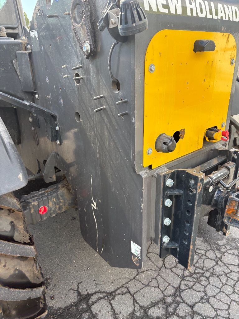 Telescopique NEW HOLLAND TH7.42 plus - photo slide 26