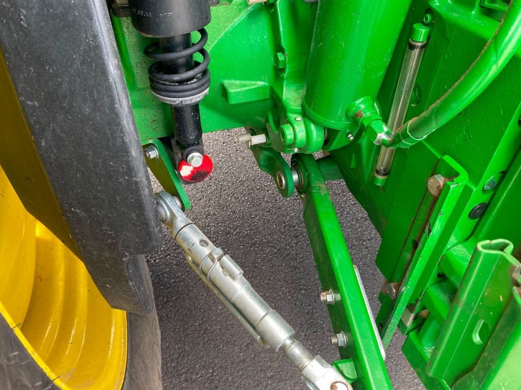 Tracteur chargeur JOHN DEERE 6130M AUTO POWER  - photo slide 16