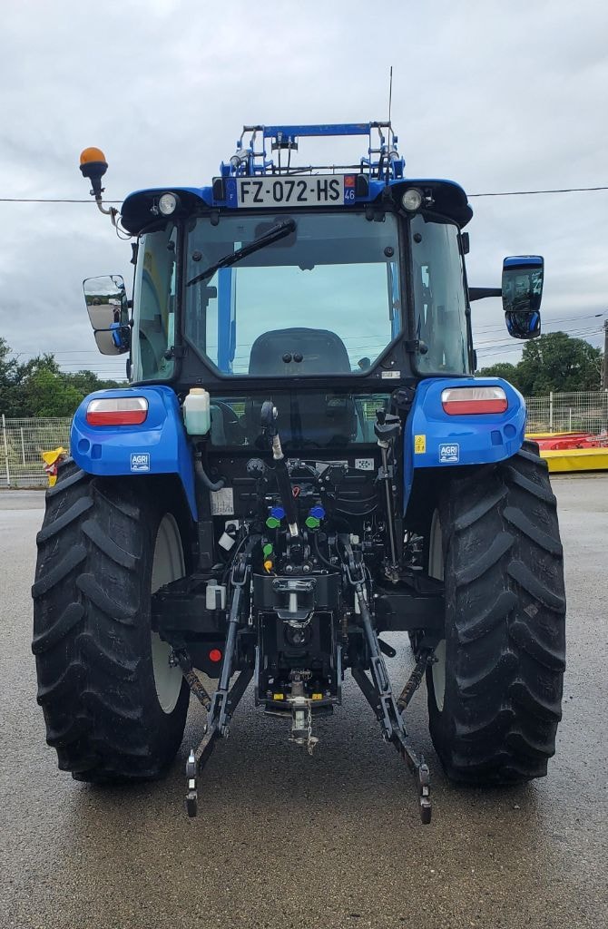 Tracteur chargeur NEW HOLLAND T5.85 dual cmd - photo slide 7