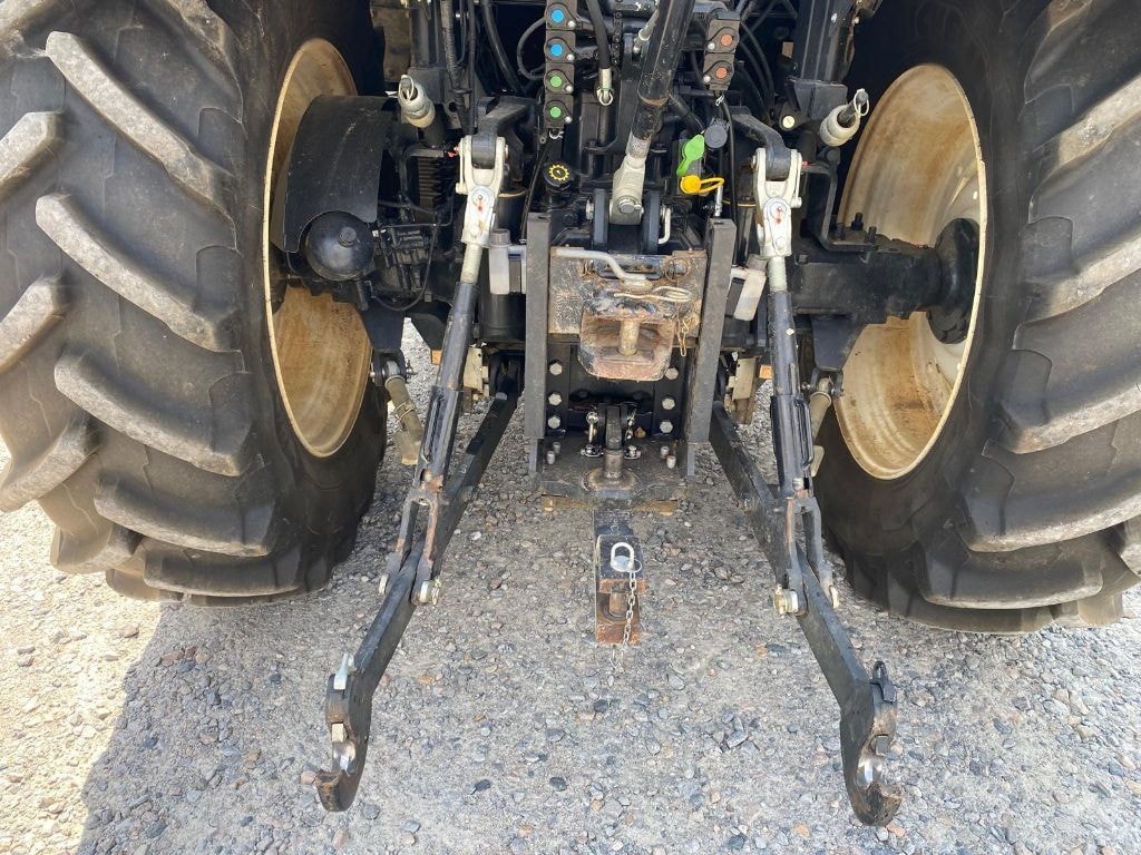 Tracteur NEW HOLLAND T6.145 - photo slide 11