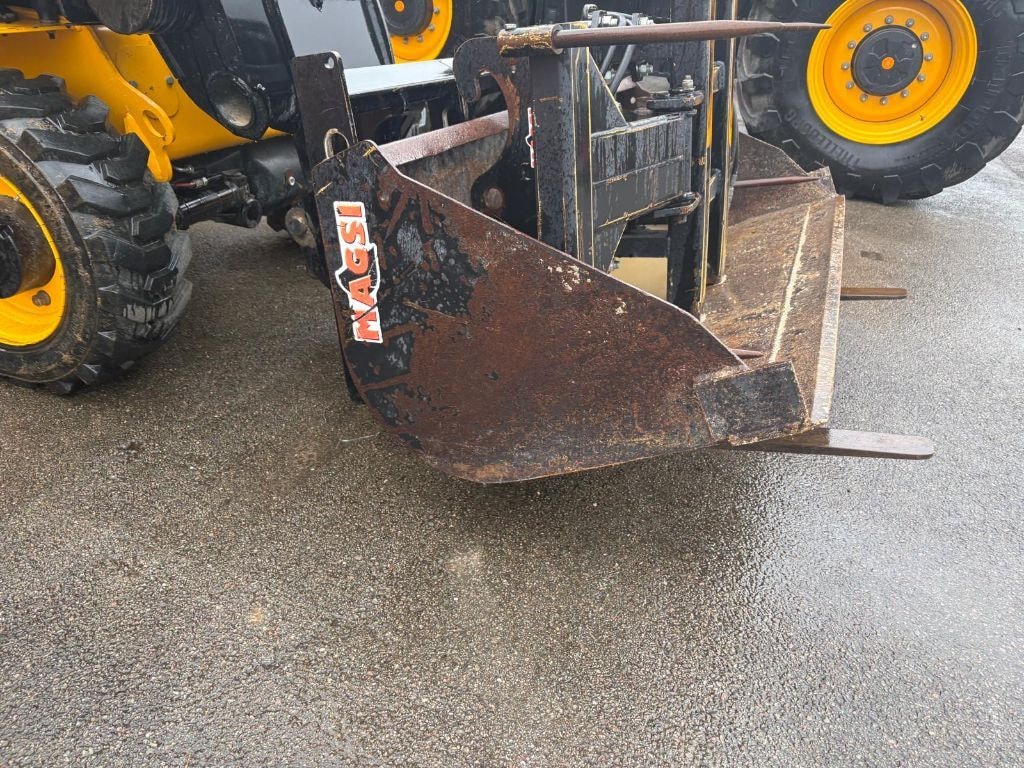 Godet MAGSI BT 140 - photo slide 2
