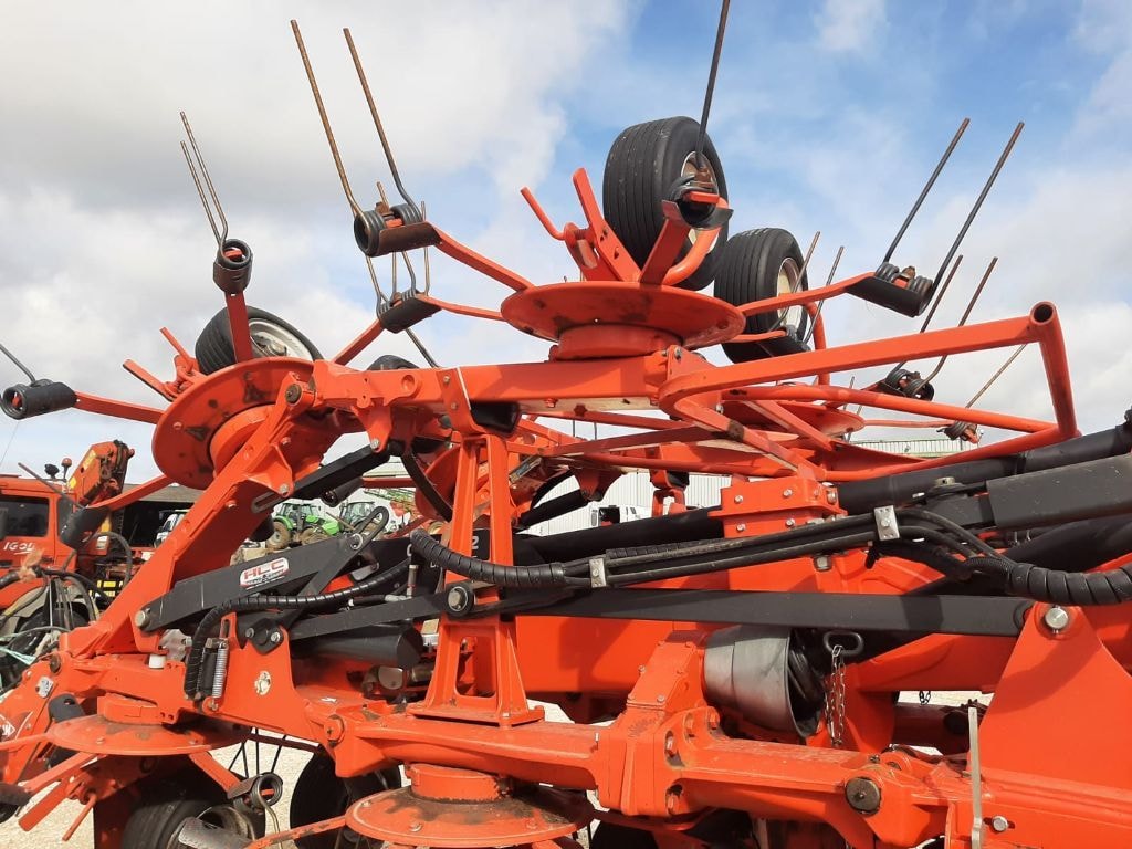 Faneuse KUHN GF 13012 T - photo slide 10