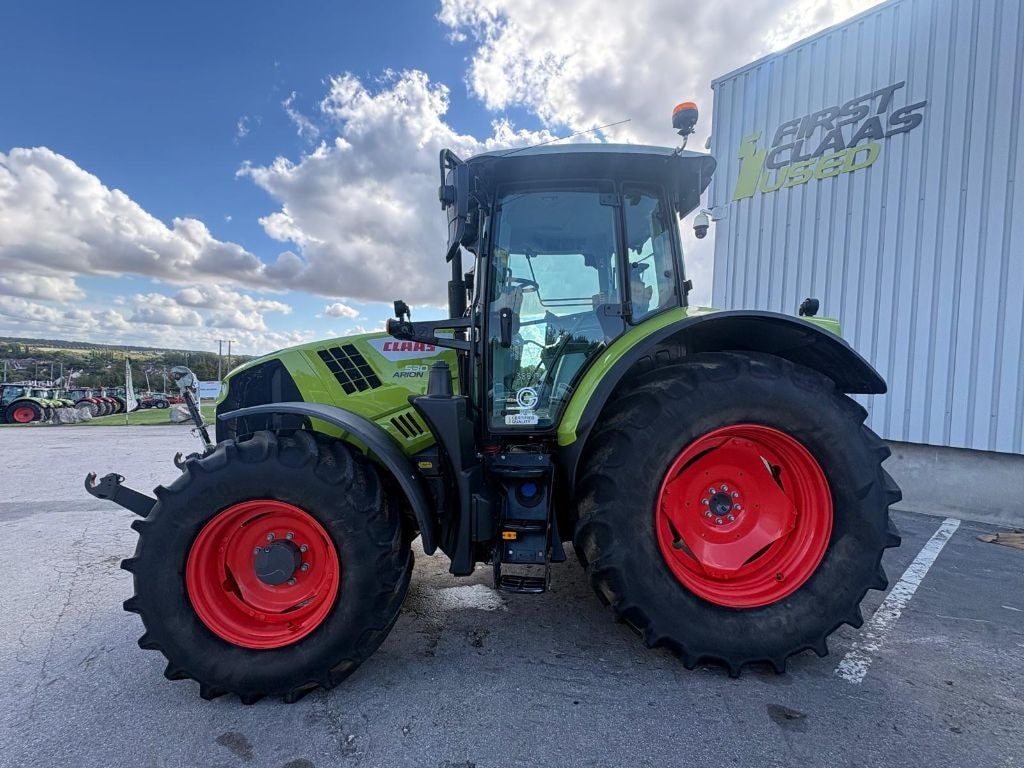 Tracteur CLAAS ARION 530 - photo slide 4