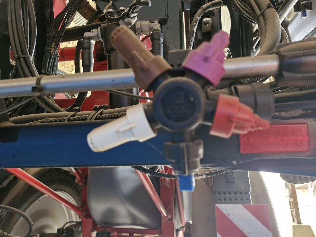 Pulverisateur HORSCH LEEB 4AX - photo slide 10