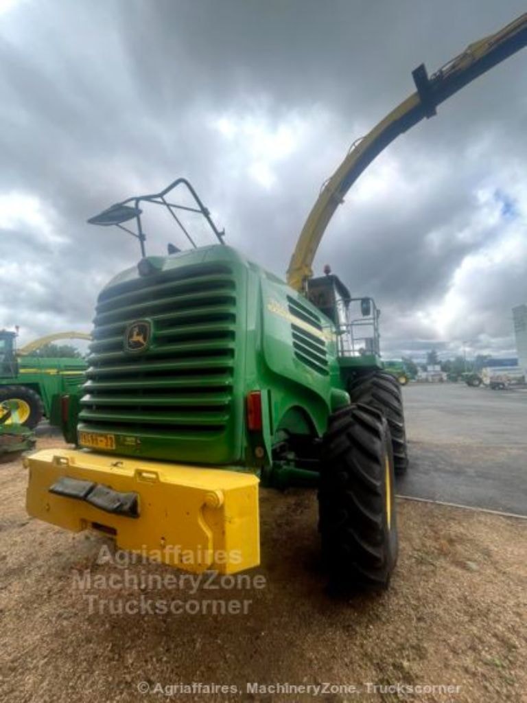 Ensileuse JOHN DEERE 7700 - photo slide 4