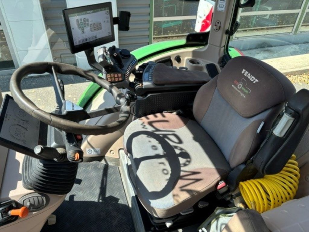 Tracteur FENDT 716 VARIO POWER + - photo slide 5