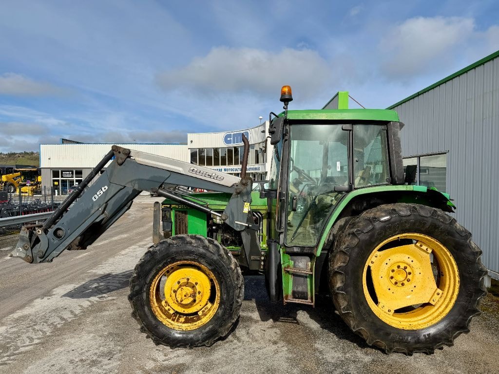 Tracteur chargeur JOHN DEERE 6310 - photo slide 1