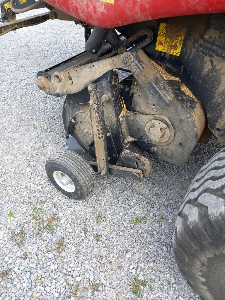 Presse balles rondes CASE IH RB 465 - photo slide 14