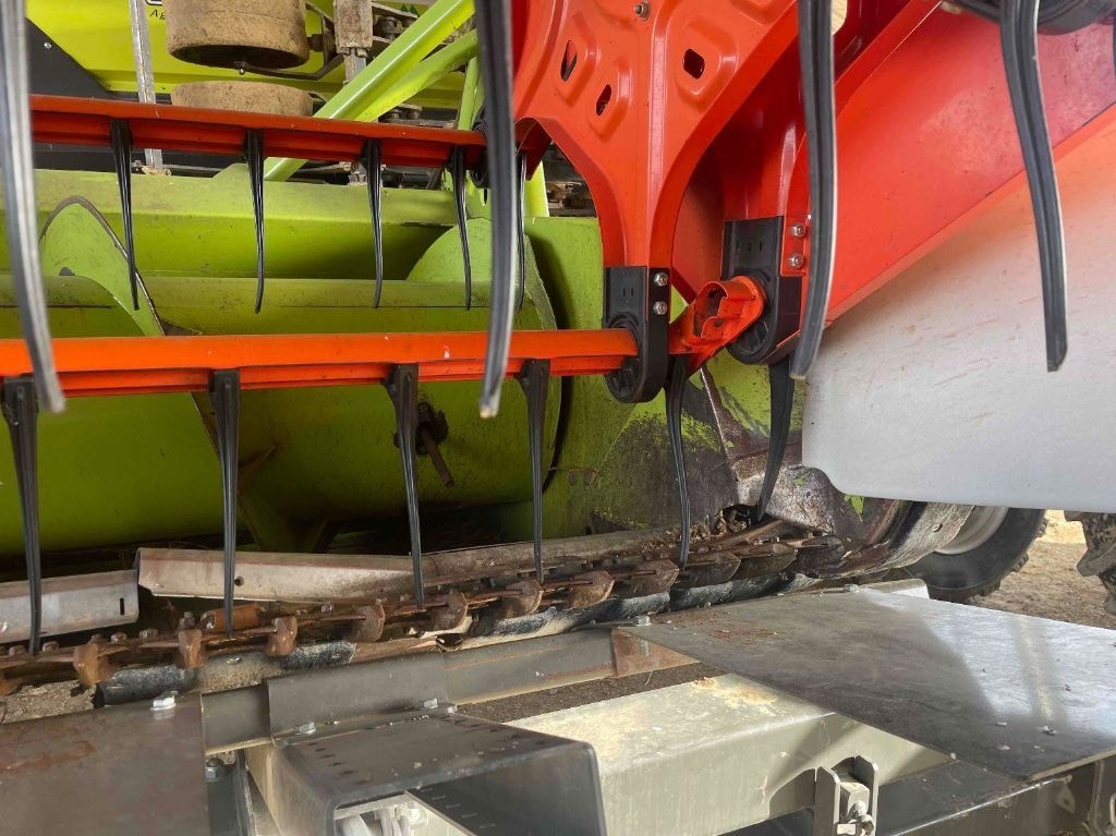 Coupe (MB) CLAAS MAXFLEX 620 - photo slide 7