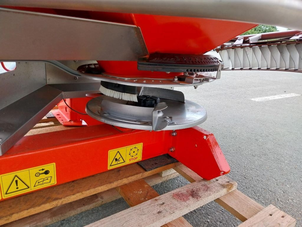 Epandeur engrais KUHN Axis 40.2 M-EMC - photo slide 10