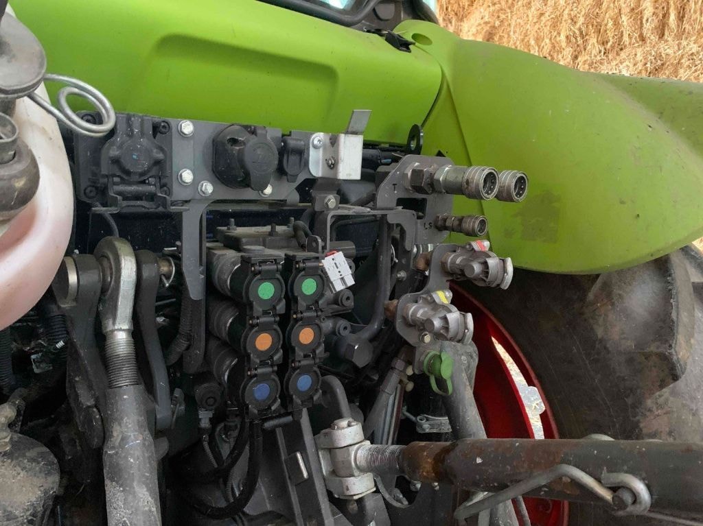 Tracteur CLAAS ARION 430 - STAGE V T - photo slide 8