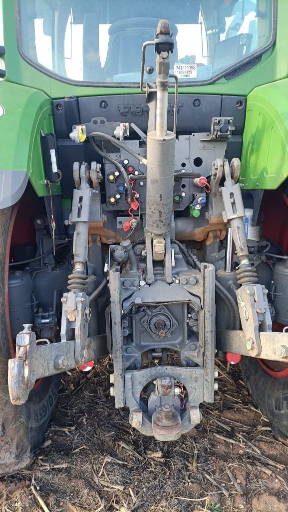 Tracteur FENDT 720 VARIO PROFI + - photo slide 9