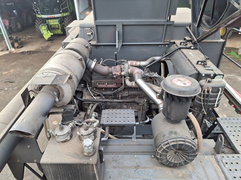 Moissonneuse LAVERDA M 310 MCS - photo slide 25