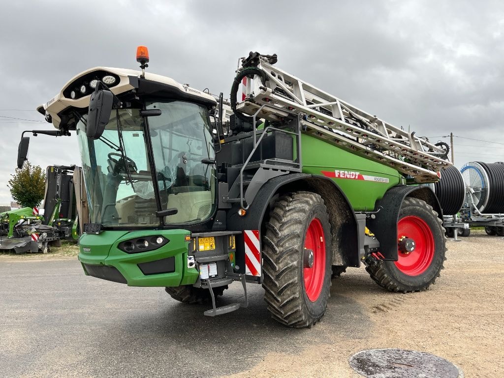 Pulverisateur automoteur FENDT ROGATOR 655 - photo slide 1