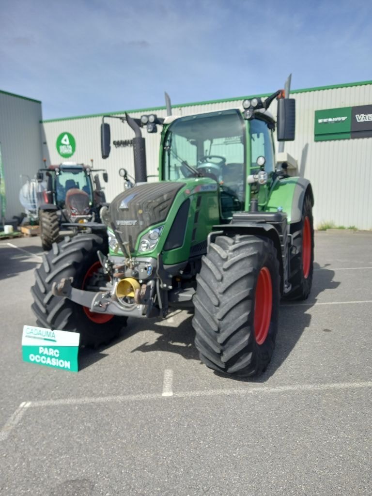 Tracteur FENDT 716 VARIO PROFI - photo slide 1
