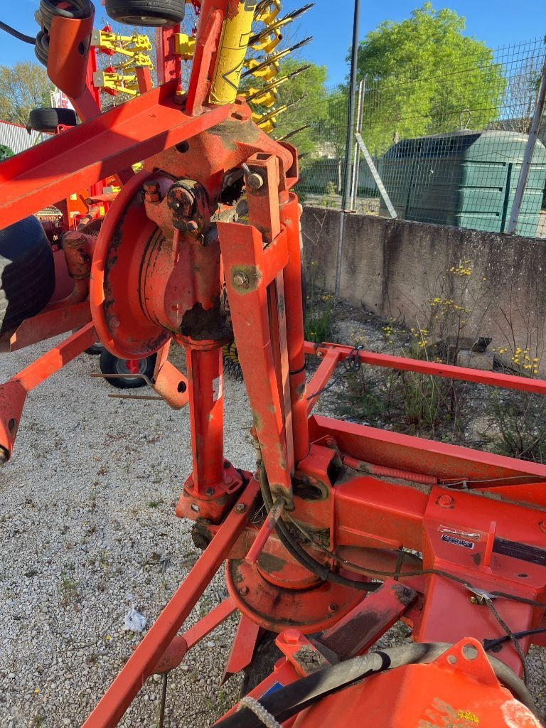 Faneuse KUHN Gf 5801 MH - photo slide 9