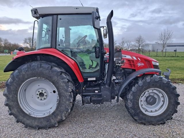 Tracteur MASSEY FERGUSON 5612 DYNA-4 ESSENTIAL - photo slide 5