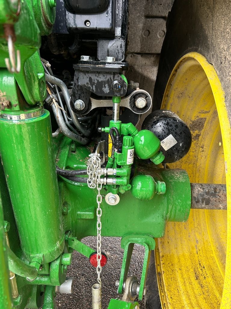 Tracteur JOHN DEERE 6R215 - photo slide 8