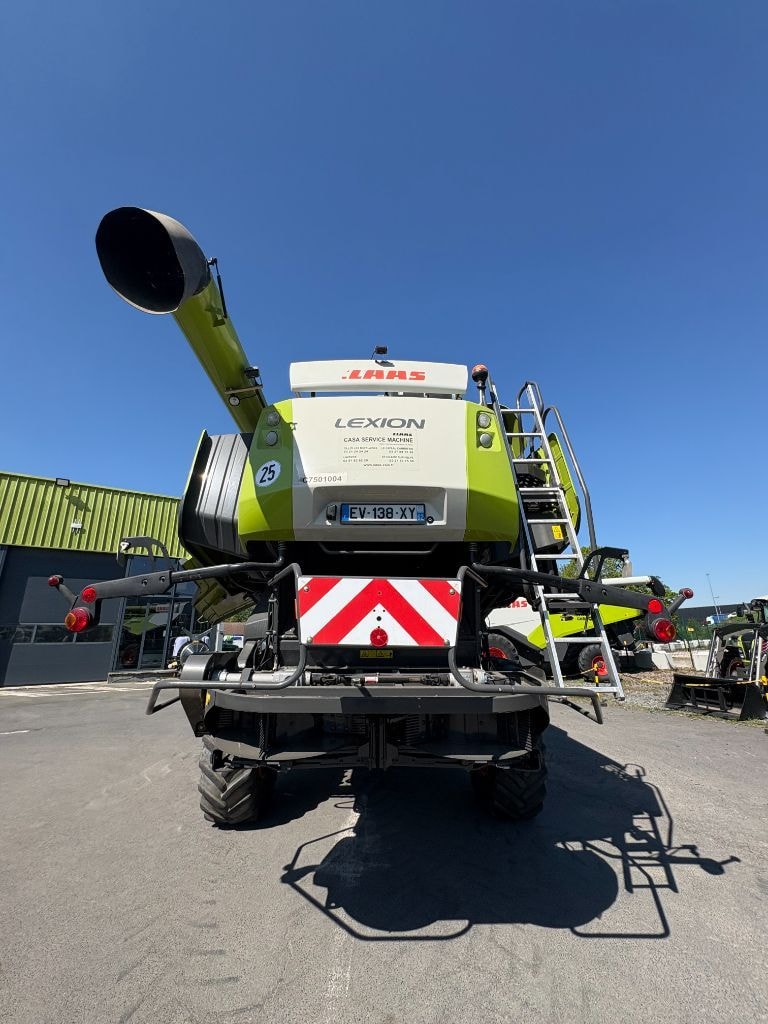 Moissonneuse CLAAS LEXION 750 - photo slide 85