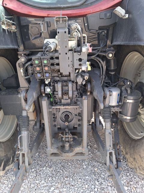 Tracteur chargeur VALTRA N 135A - photo slide 8