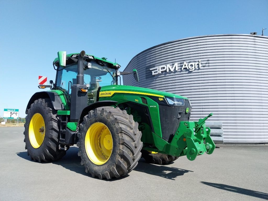 Tracteur JOHN DEERE 8R310 - photo slide 1