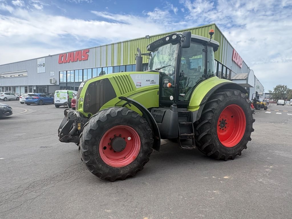 Tracteur CLAAS AXION 820 - photo slide 2