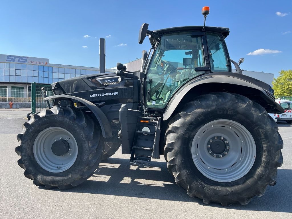 Tracteur DEUTZ FAHR Argotron 7250 TTV - photo slide 9