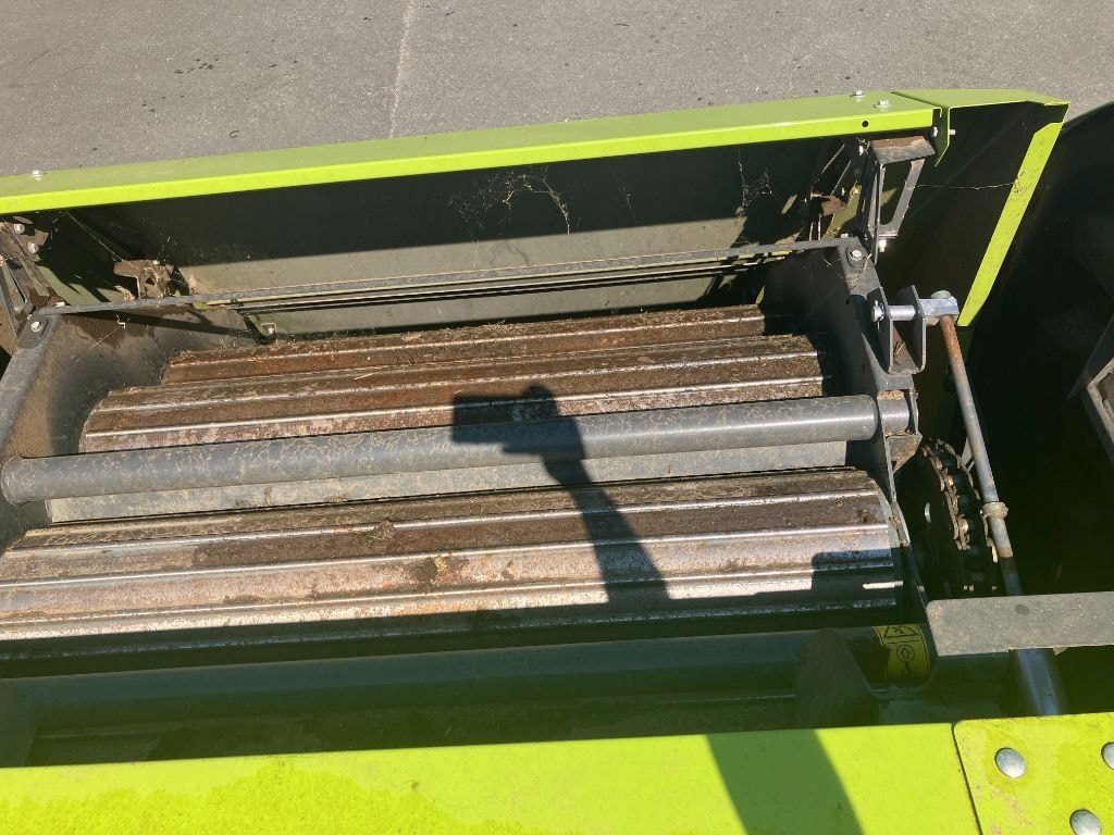 Presse balles rondes CLAAS ROLLANT 520 RC - photo slide 11